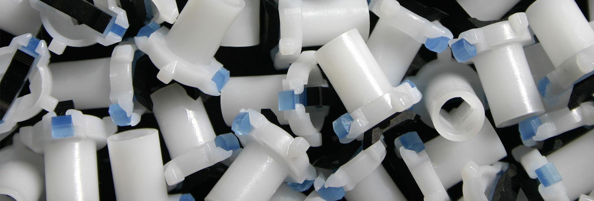 Keramički i plastični dijelovi_slider